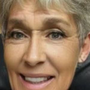 Meet your Posher, Sandy